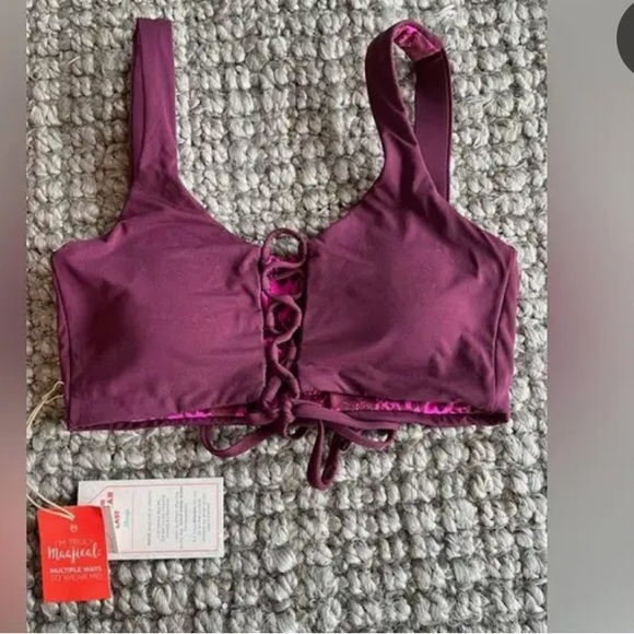 Maaji bikini top reversible SZL nwt animal print maroon cross lace removable cup - Picture 2 of 5